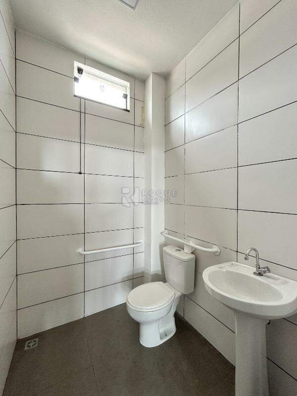 Barracão/Galpão para aluguel no bairro Jardim Porto Real IV: WC social 