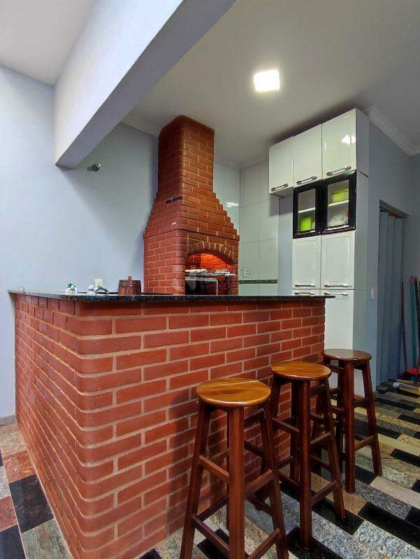 Casa Residencial à venda no bairro Jardim Boa Vista: CHURRASQUEIRA
