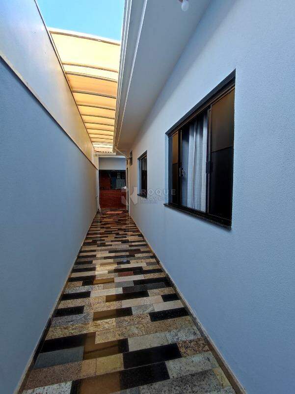 Casa Residencial à venda no bairro Jardim Boa Vista: LATERAL EXTERNA
