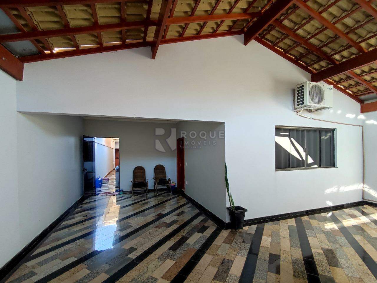 Casa Residencial à venda no bairro Jardim Boa Vista: GARAGEM