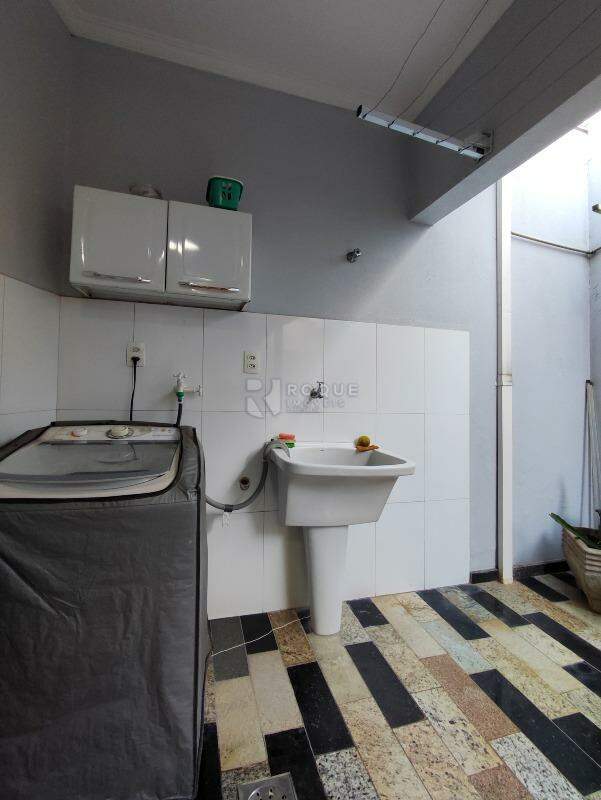 Casa Residencial à venda no bairro Jardim Boa Vista: LAVANDERIA
