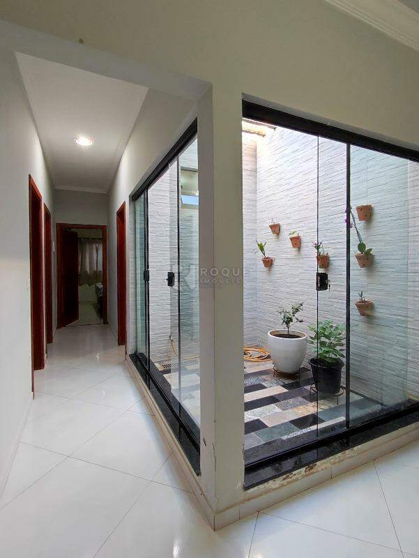 Casa Residencial à venda no bairro Jardim Boa Vista: JARDIM DE INVERNO