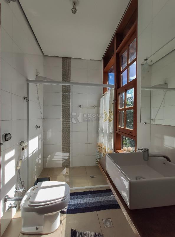 Chácara para aluguel no bairro Parronchi: WC suíte 4