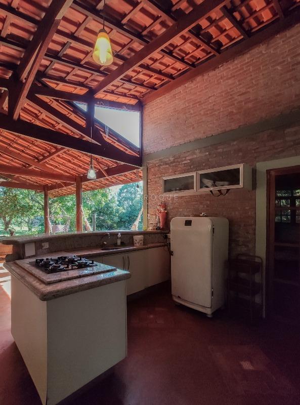 Chácara para aluguel no bairro Parronchi: Cozinha externa