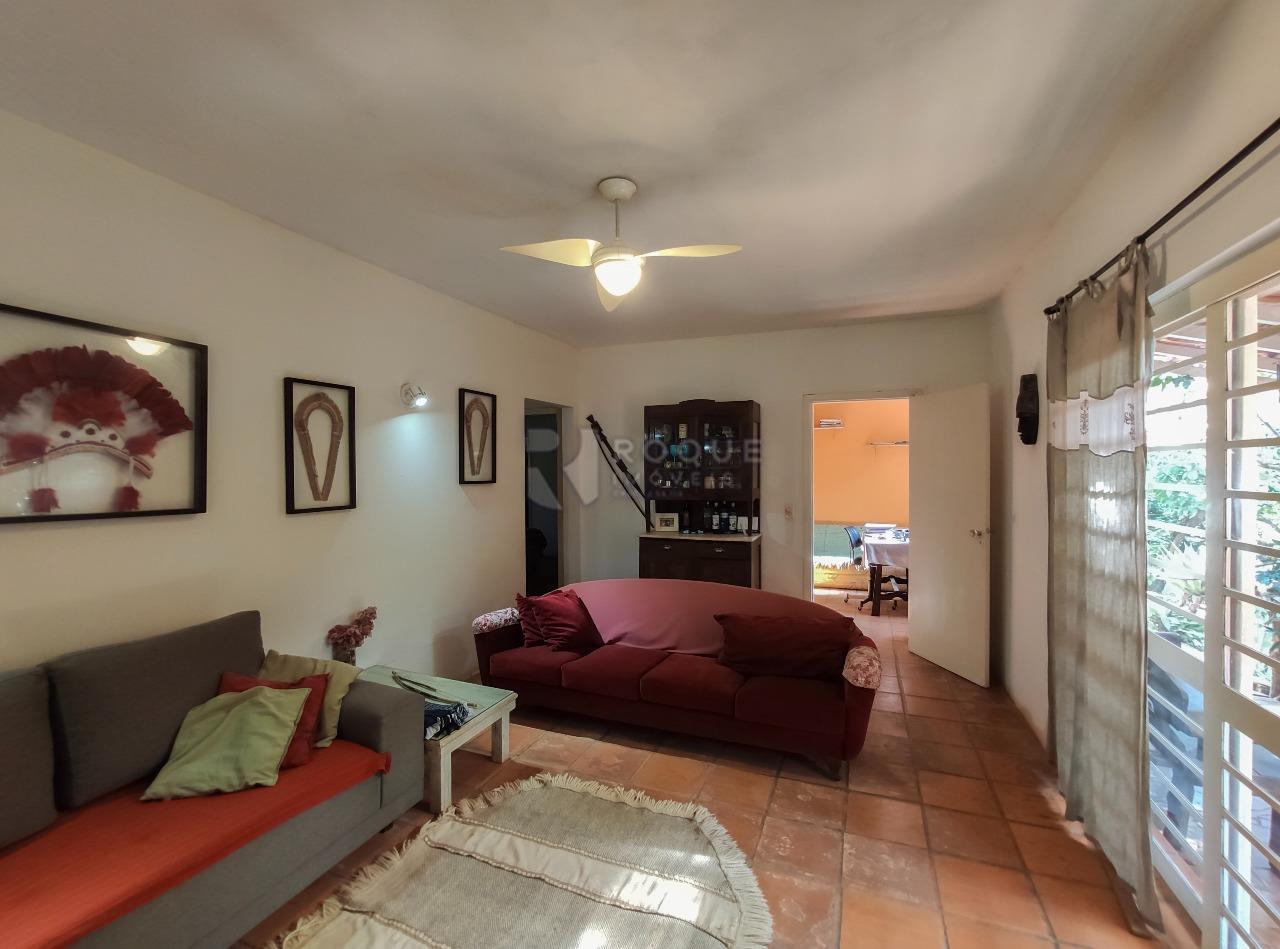 Chácara para aluguel no bairro Parronchi: Sala