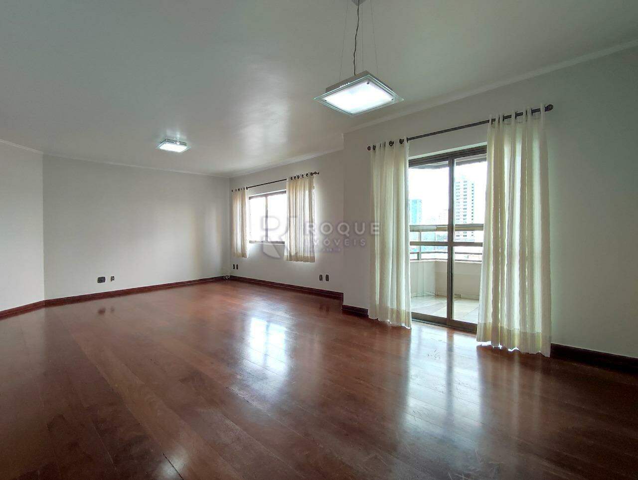 Apartamento à venda no bairro Centro: SALA
