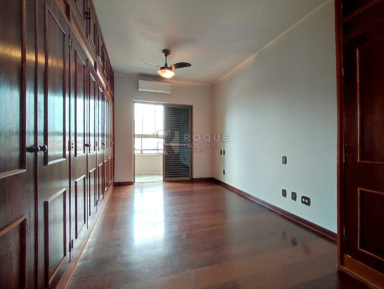 Apartamento à venda no bairro Centro: SUÍTE