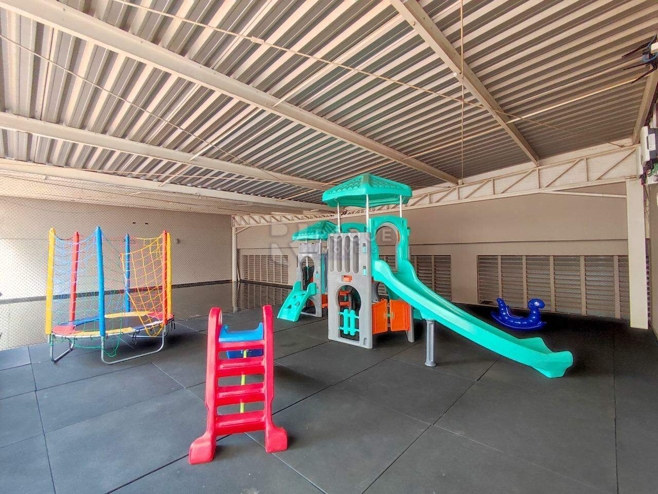 Apartamento à venda no bairro Centro: PLAYGROUND