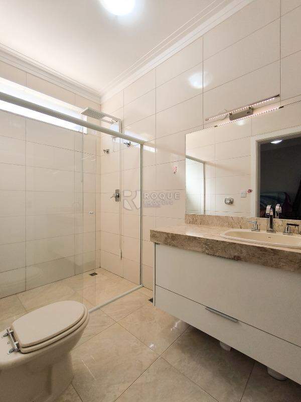 Casa em condomínio à venda no bairro Residencial Vermont: WC SUÍTE 3