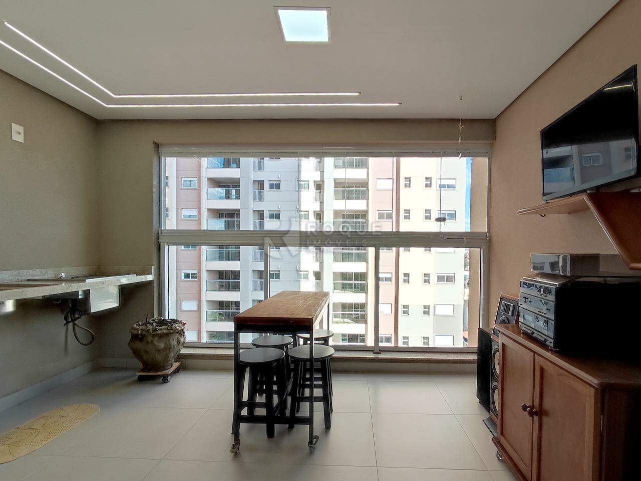Apartamento à venda no bairro Vila Primavera: VARANDA GOURMET