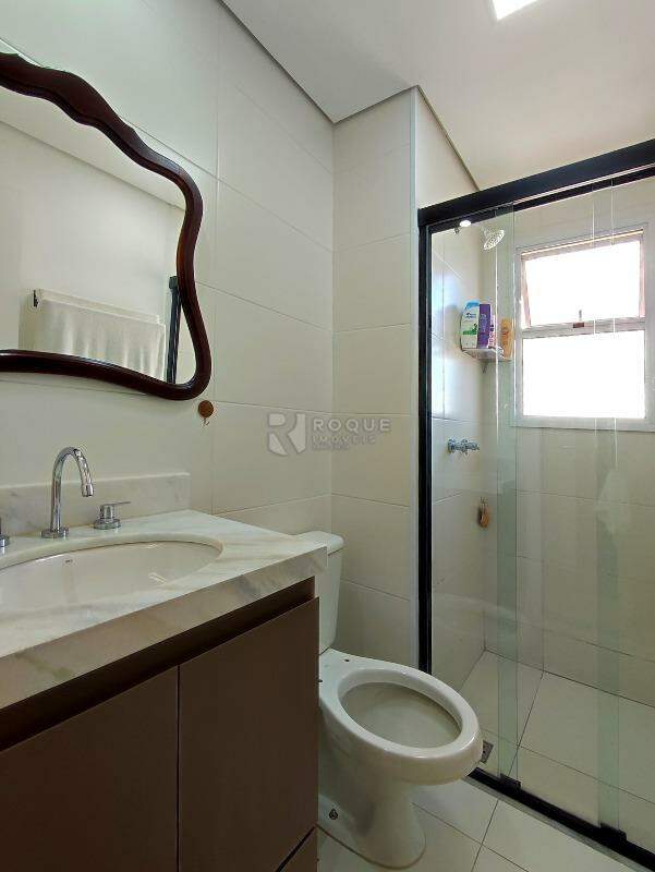 Apartamento à venda no bairro Vila Primavera: BANHEIRO SUÍTE