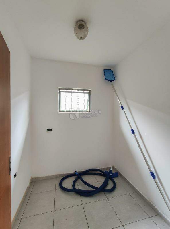 Chácara para aluguel no bairro Pires de Cima: Despensa 