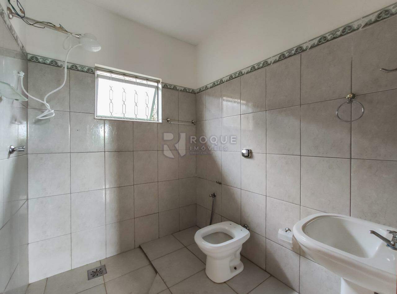 Chácara para aluguel no bairro Pires de Cima: WC social 