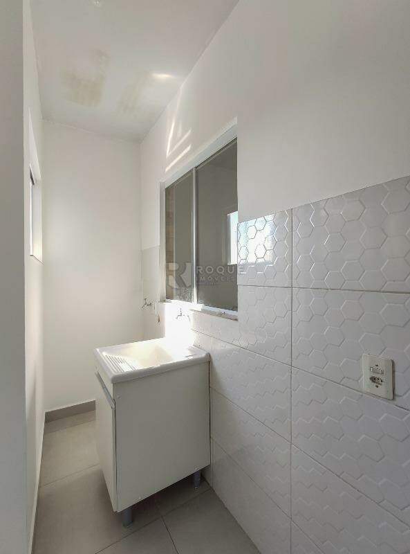 Casa Residencial para aluguel no bairro Residencial Palmeira Real: Área de serviço 