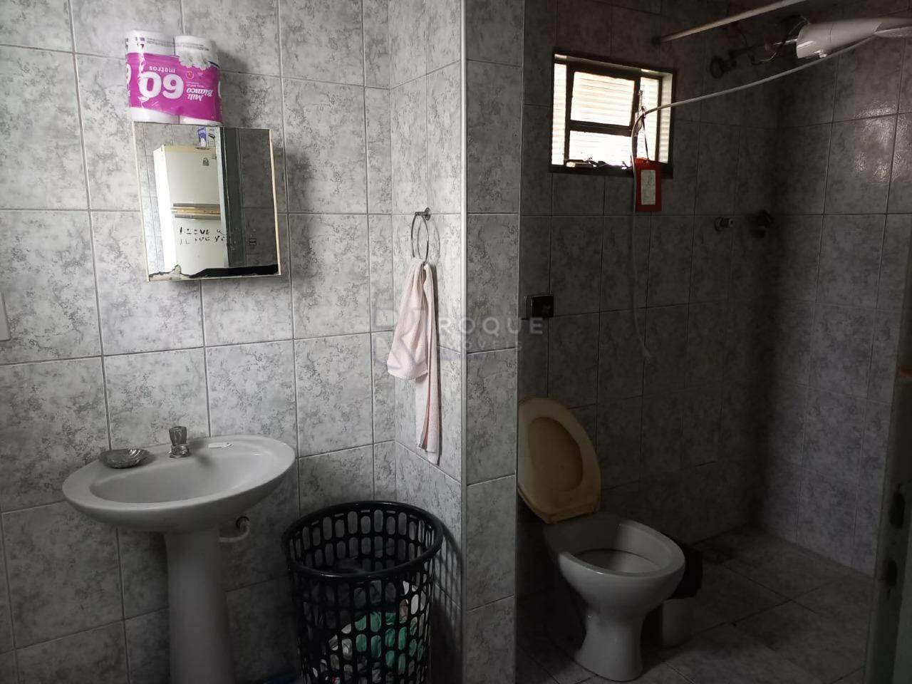 Casa Residencial à venda no bairro Vila Castelar: 