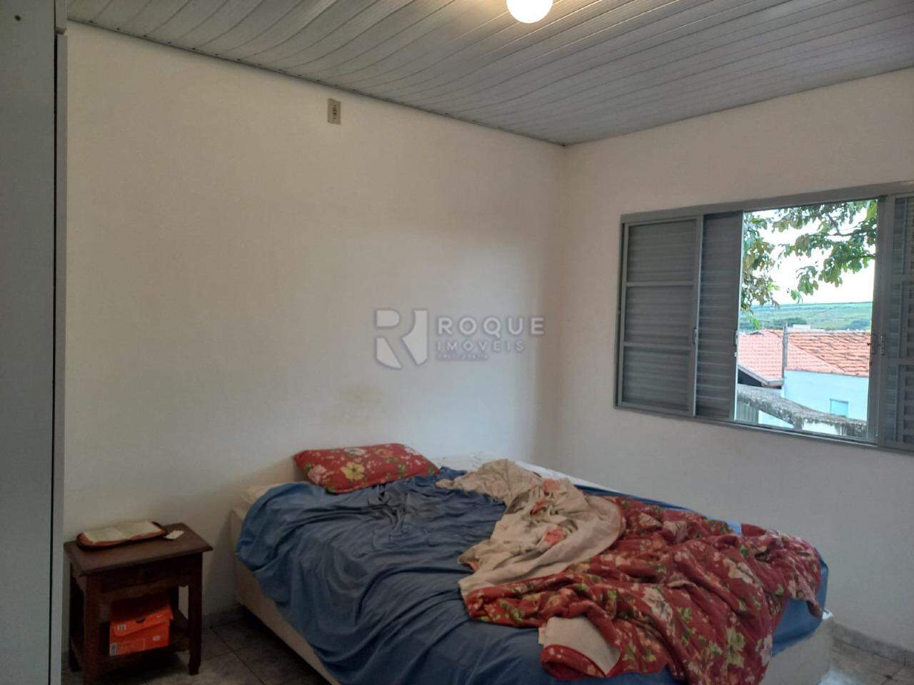 Casa Residencial à venda no bairro Vila Castelar: 