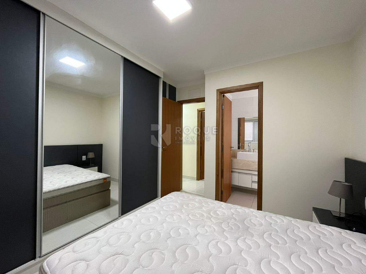 Apartamento à venda no bairro Centro: SUÍTE 1