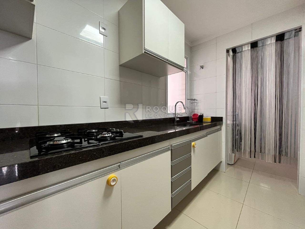 Apartamento à venda no bairro Centro: COZINHA