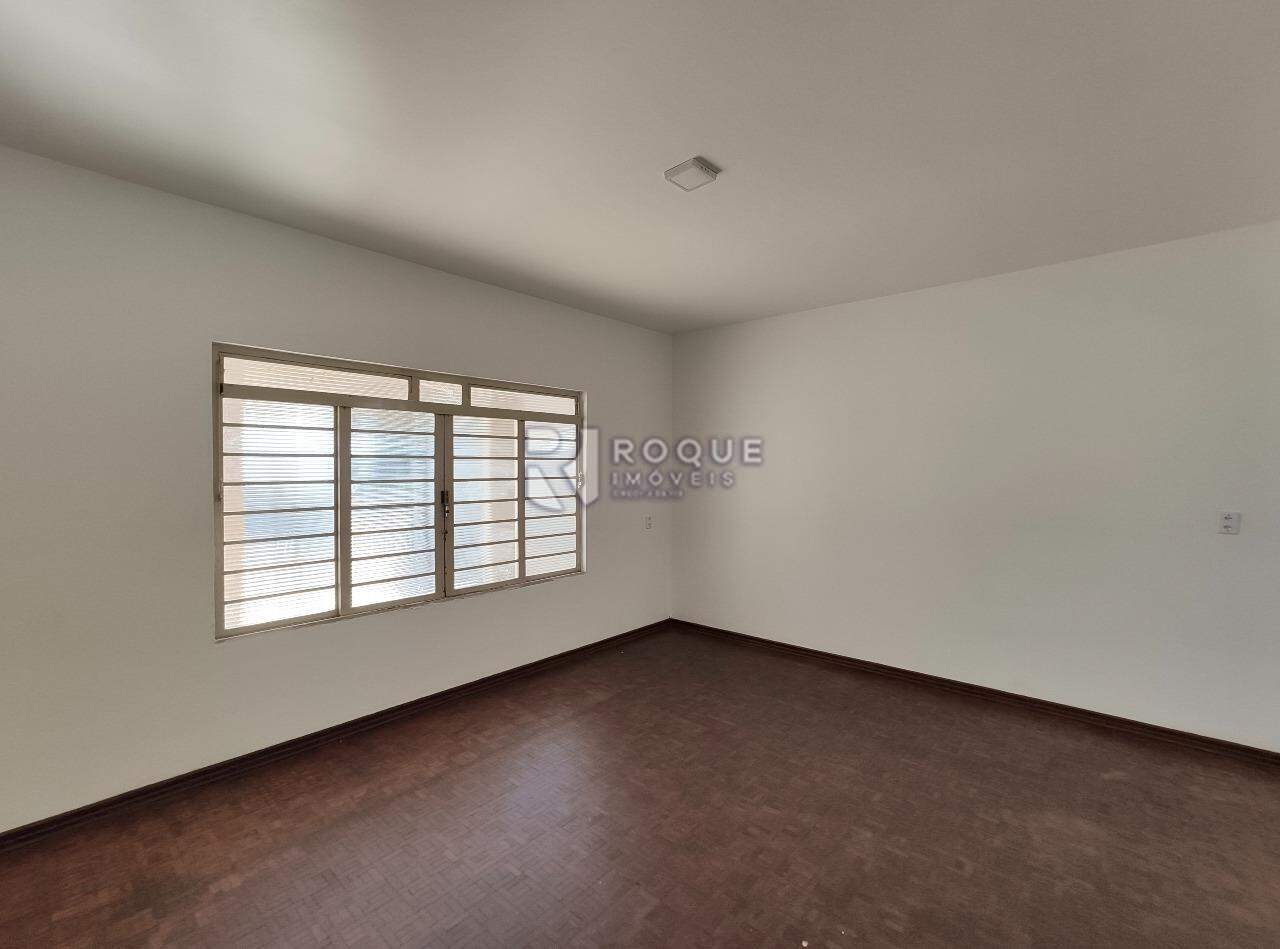 Casa Residencial à venda no bairro Jardim Santa Luiza: