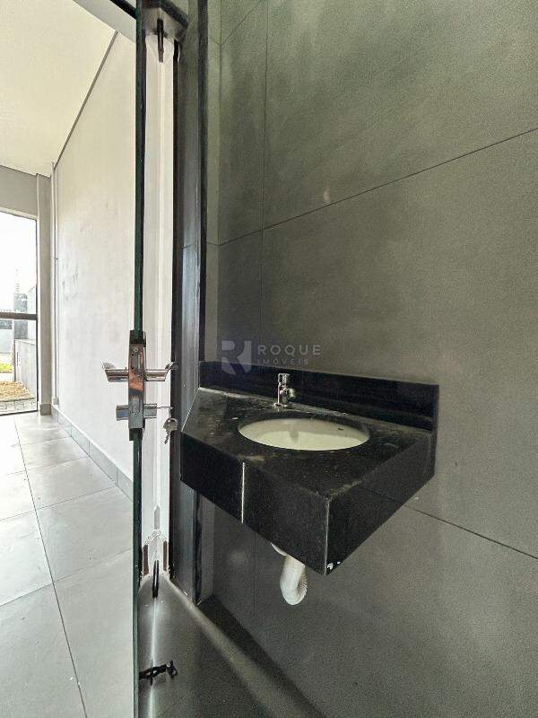 Barracão/Galpão para aluguel no bairro Jardim dos Jequitibás: WC social recepção 
