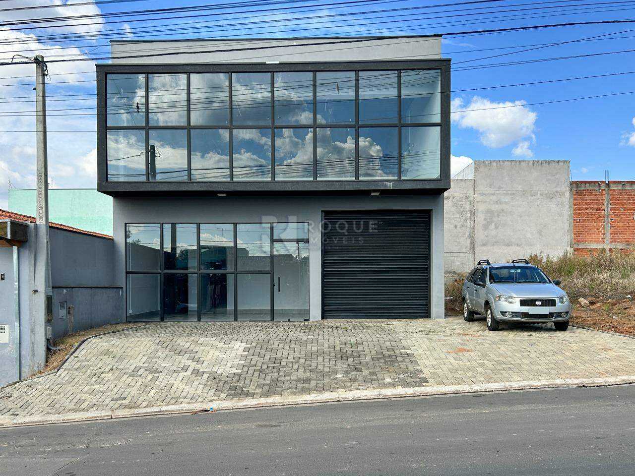 Barracão/Galpão para aluguel no bairro Jardim dos Jequitibás: Fachada