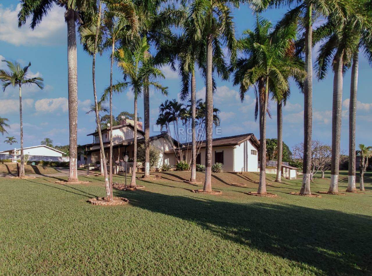 Casa em condomínio para aluguel no bairro Jardim do Lago: Fachada interna