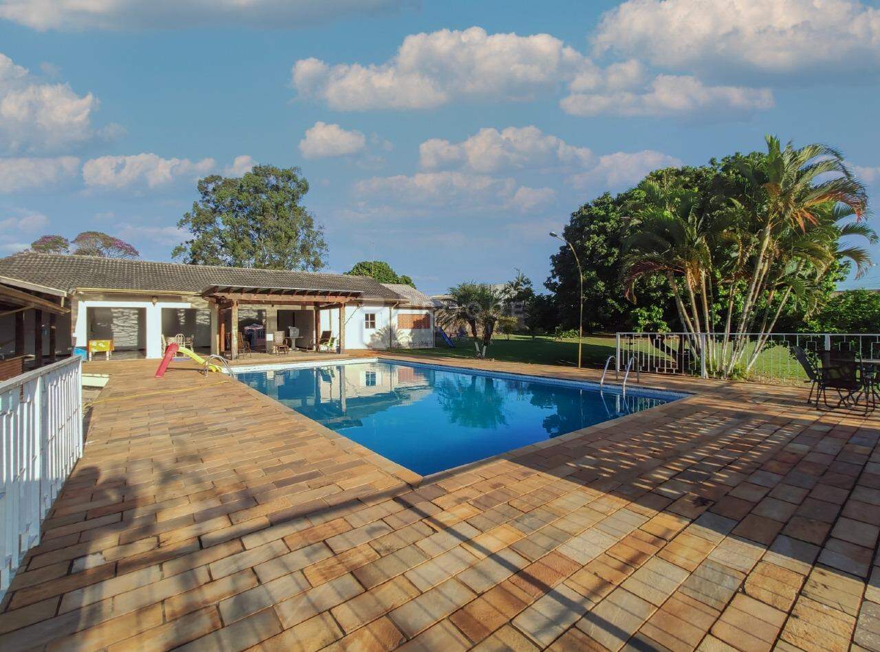 Casa em condomínio para aluguel no bairro Jardim do Lago: Piscina 