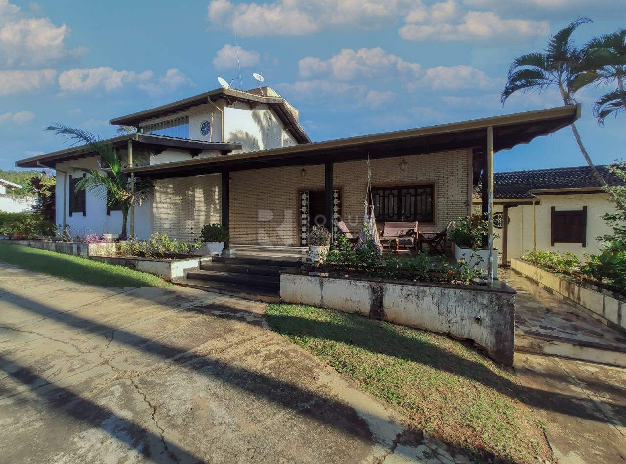 Casa em condomínio para aluguel no bairro Jardim do Lago: Fachada