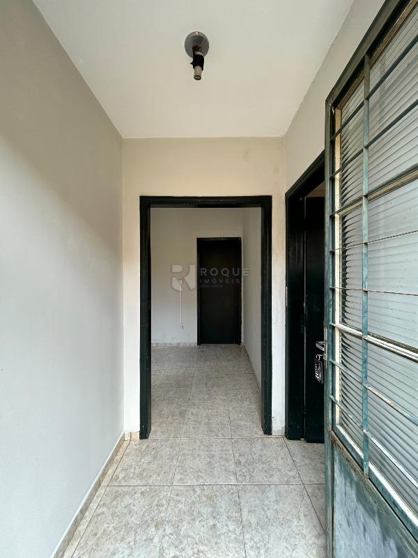 Casa Residencial para aluguel no bairro Jardim Ouro Verde: Hall de acesso 