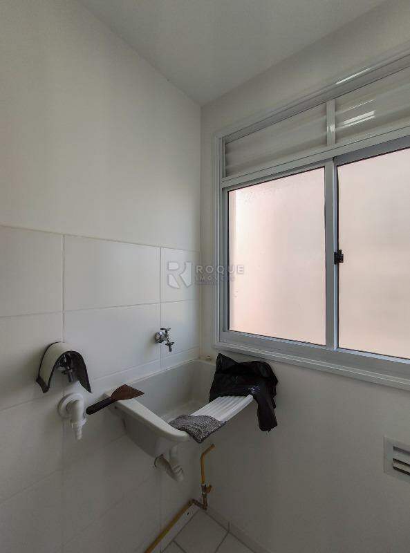 Apartamento para aluguel no bairro Residencial Jardins de Limeira: Área de serviço