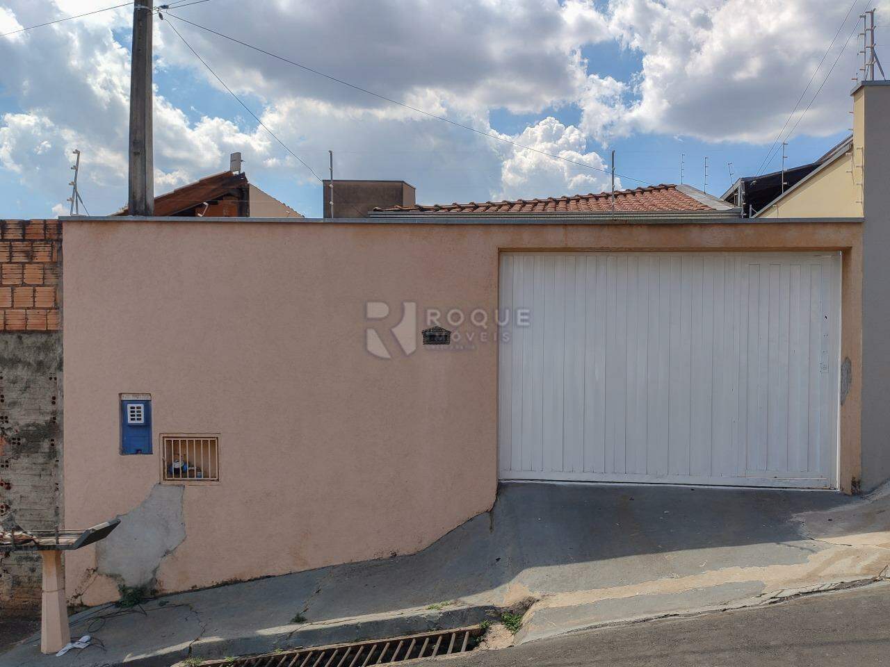 Casa Residencial para aluguel no bairro Jardim Ipanema: Fachada 