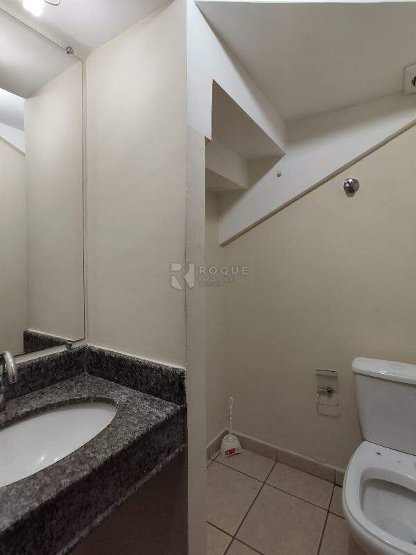 Casa em condomínio para aluguel no bairro Jardim Nossa Senhora de Fátima: Lavabo