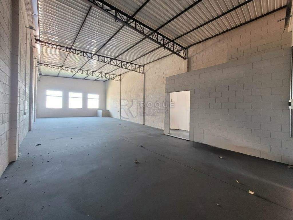 Barracão/Galpão para aluguel no bairro Jardim Porto Real IV: Salão