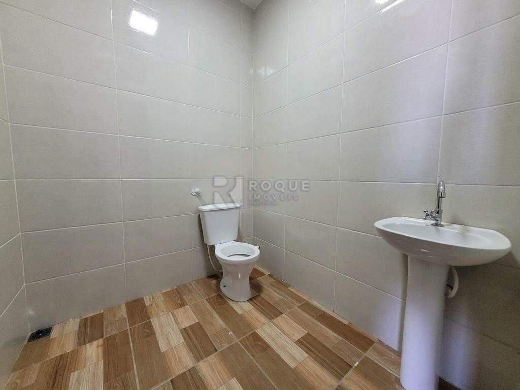 Barracão/Galpão para aluguel no bairro Jardim Porto Real IV: Wc social 02