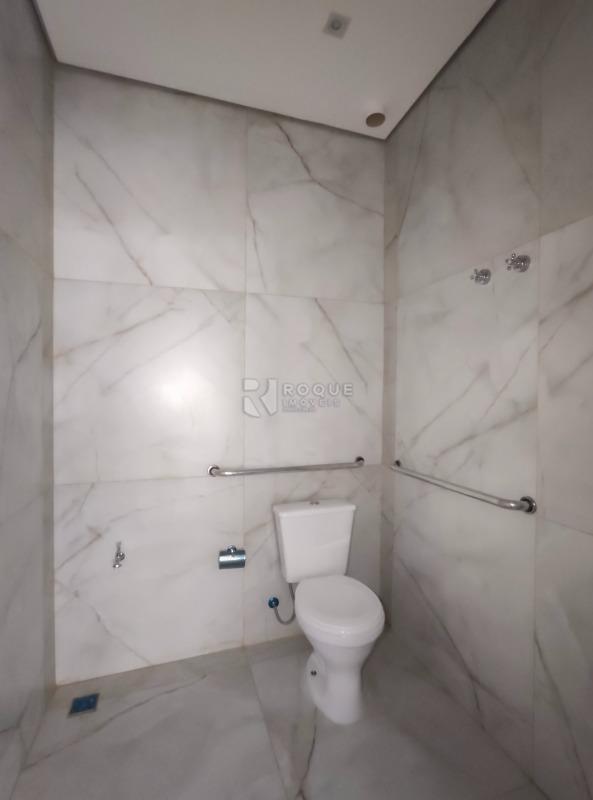 Salão para aluguel no bairro Parque Pompeo: WC 