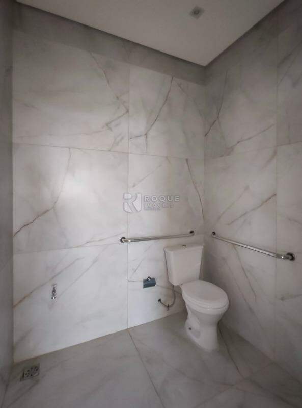 Salão para aluguel no bairro Parque Pompeo: WC 2