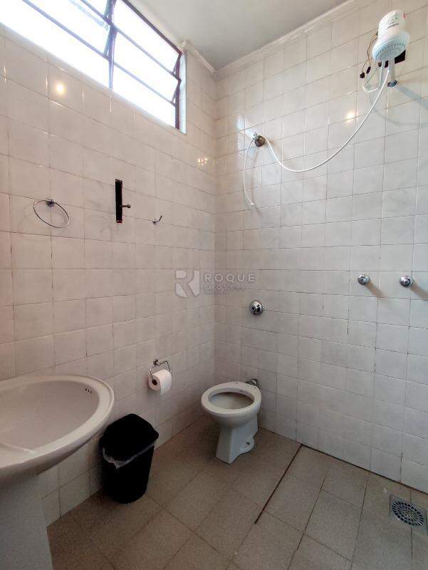 Casa Residencial à venda no bairro Vila Castelar: BANHEIRO SOCIAL