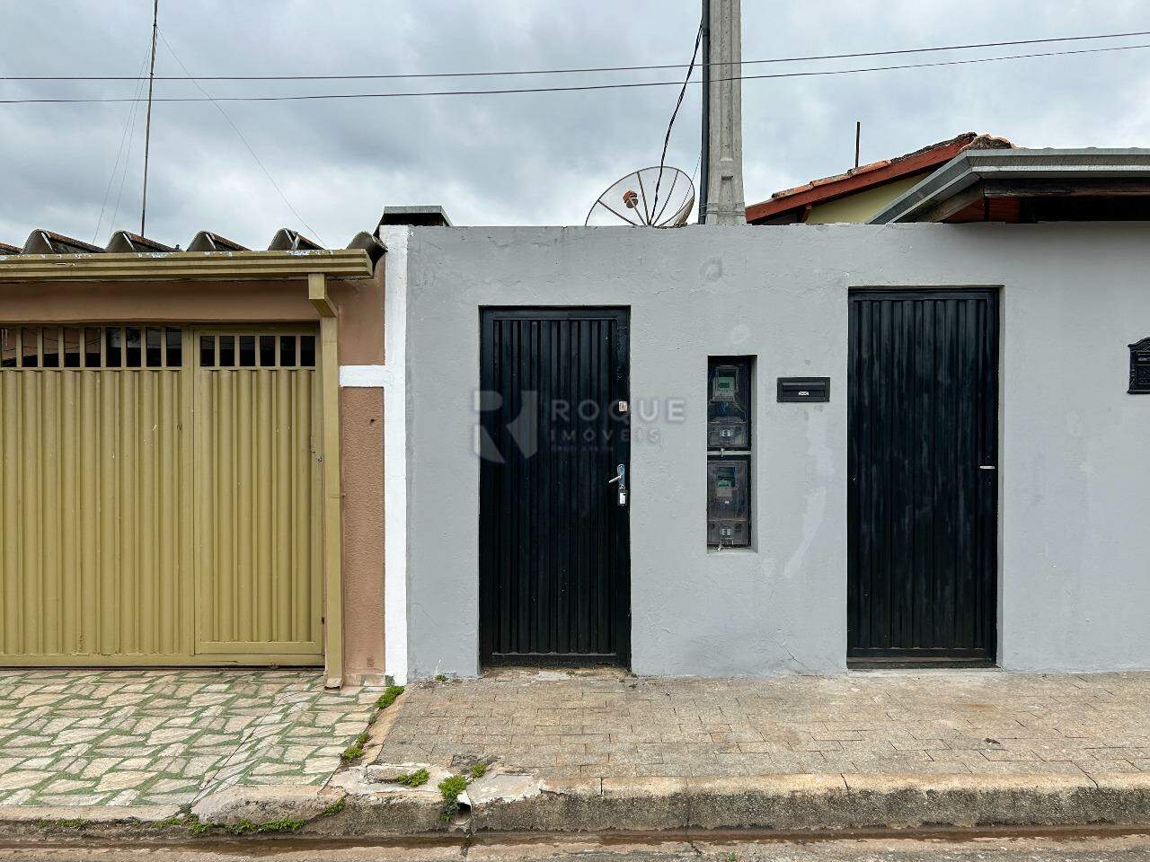 Casa Residencial para aluguel no bairro Parque Nossa Senhora das Dores: Fachada