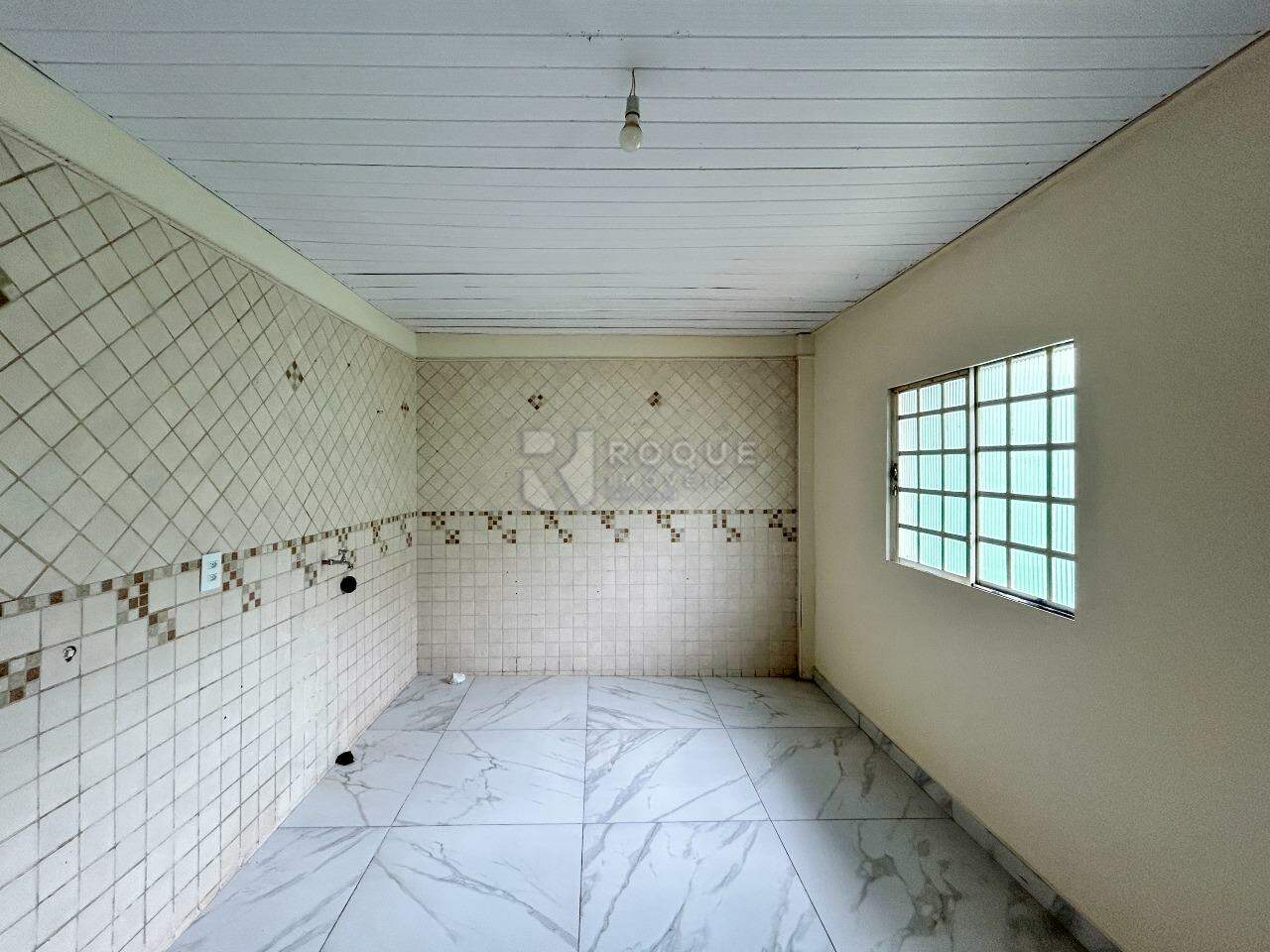Casa Residencial para aluguel no bairro Parque Nossa Senhora das Dores: Cozinha / Sala