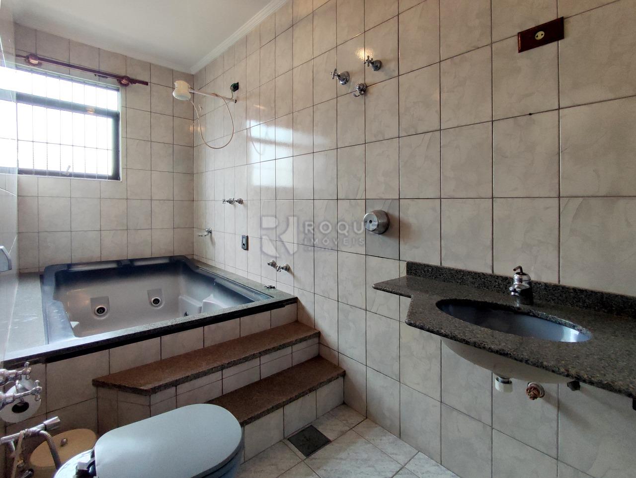 Barracão/Galpão à venda no bairro Cidade Jardim: BANHEIRO SUÍTE