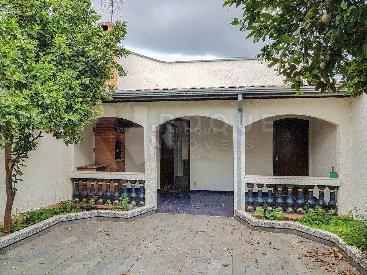 Casa Residencial à venda no bairro Jardim Esmeralda: 