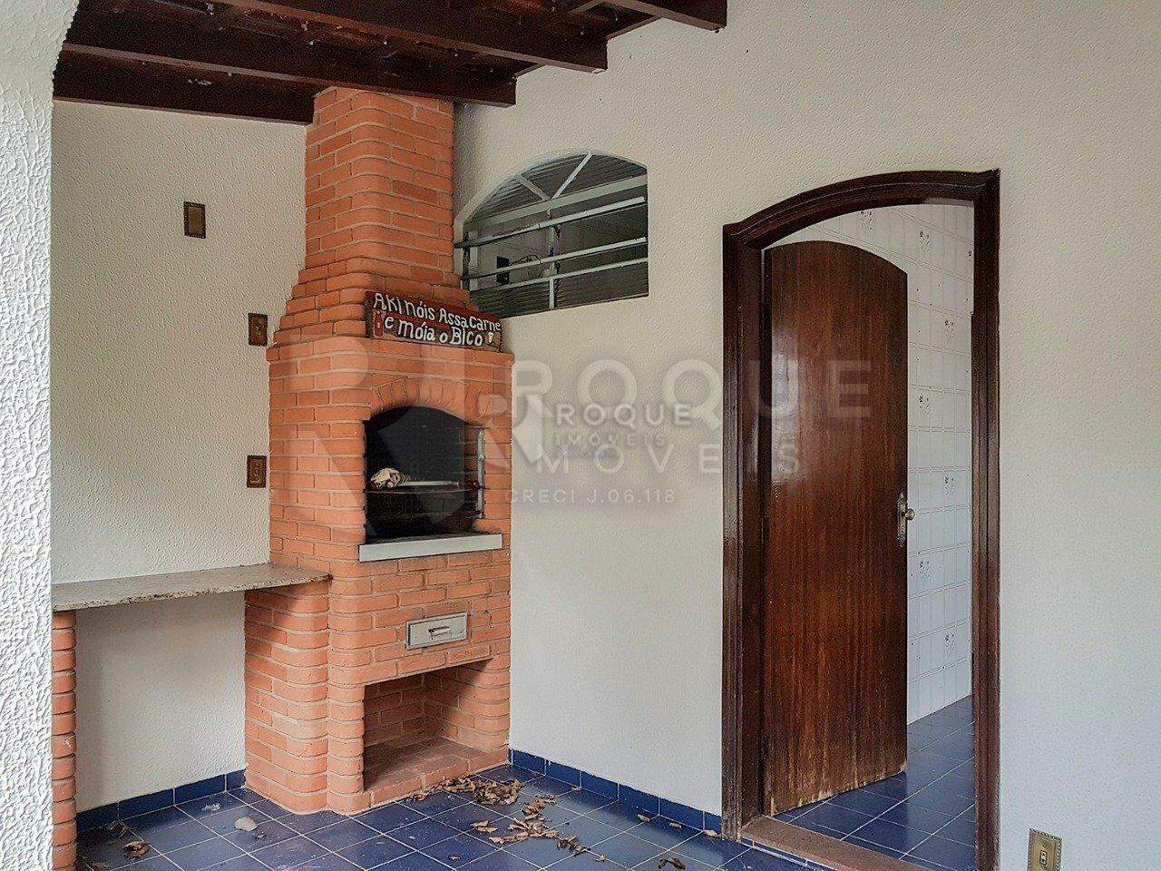 Casa Residencial à venda no bairro Jardim Esmeralda: 