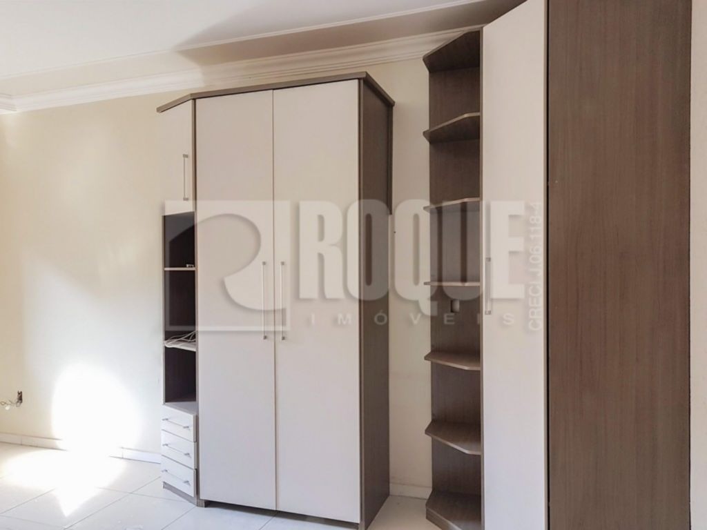 Casa Residencial à venda no bairro Jardim Gustavo Pecinini: Dormitório 3 suíte outra vista