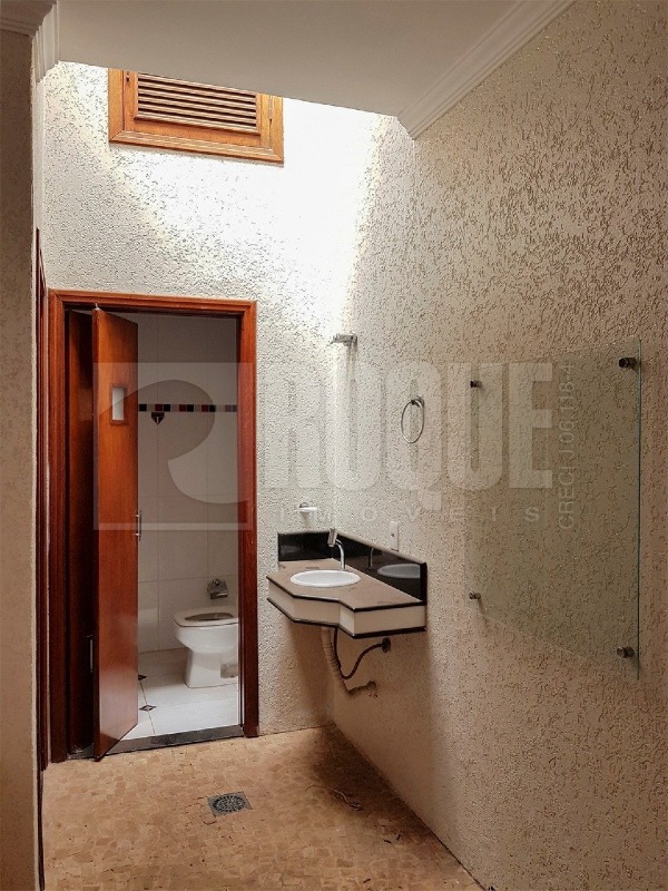 Casa Residencial à venda no bairro Jardim Gustavo Pecinini: Lavabo externo