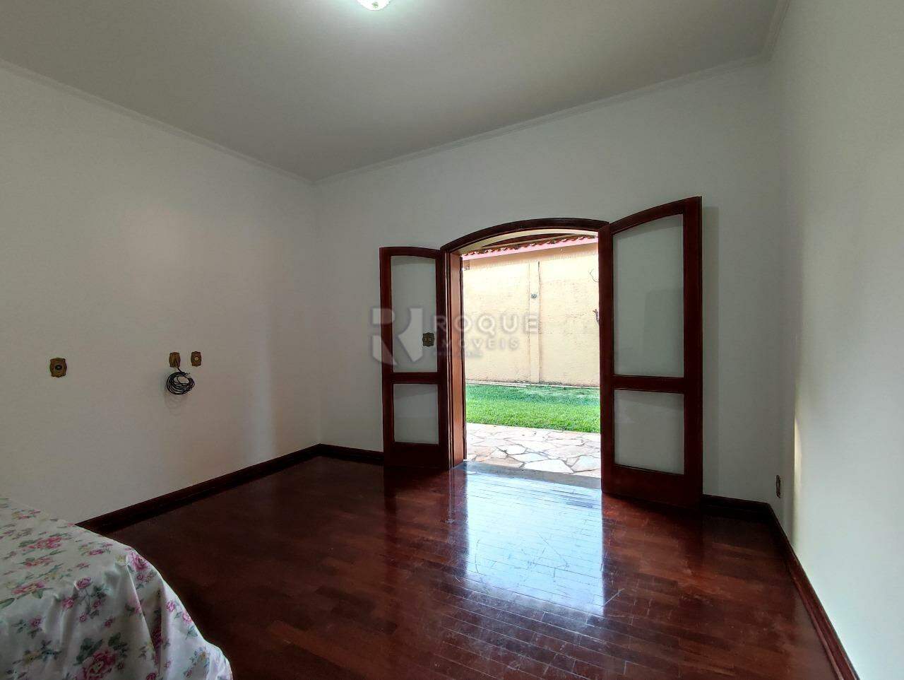 Casa em condomínio à venda no bairro Jardim Itapoã: DORMITÓRIO 2