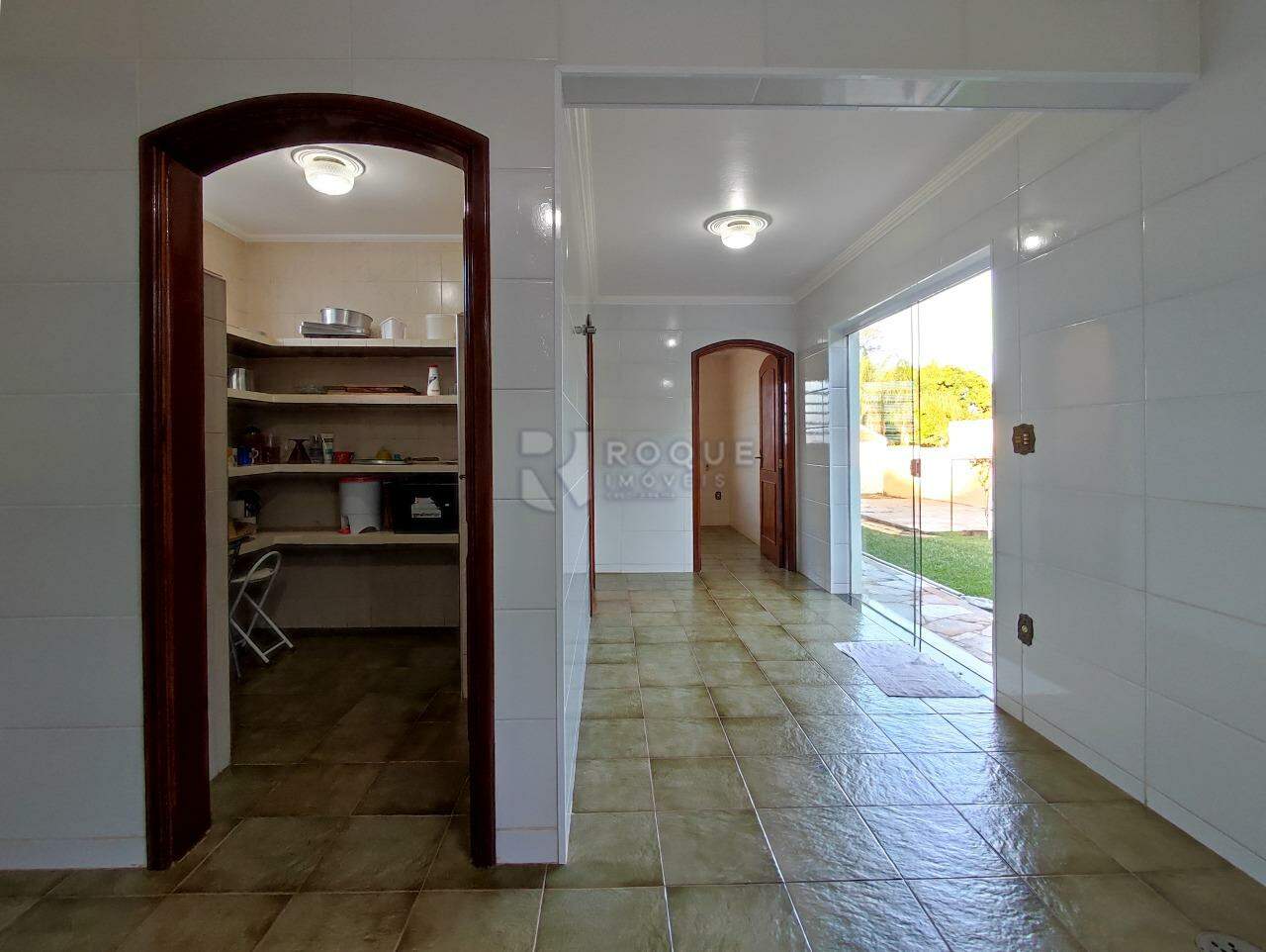 Casa em condomínio à venda no bairro Jardim Itapoã: DESPENSA