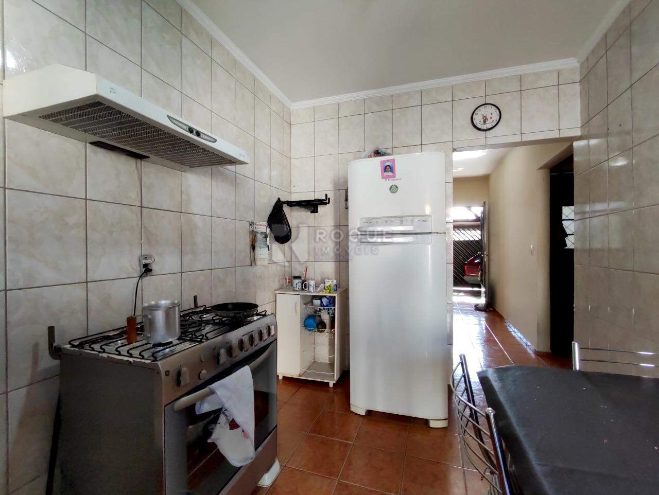 Casa Residencial à venda no bairro Jardim Residencial Graminha III: COZINHA