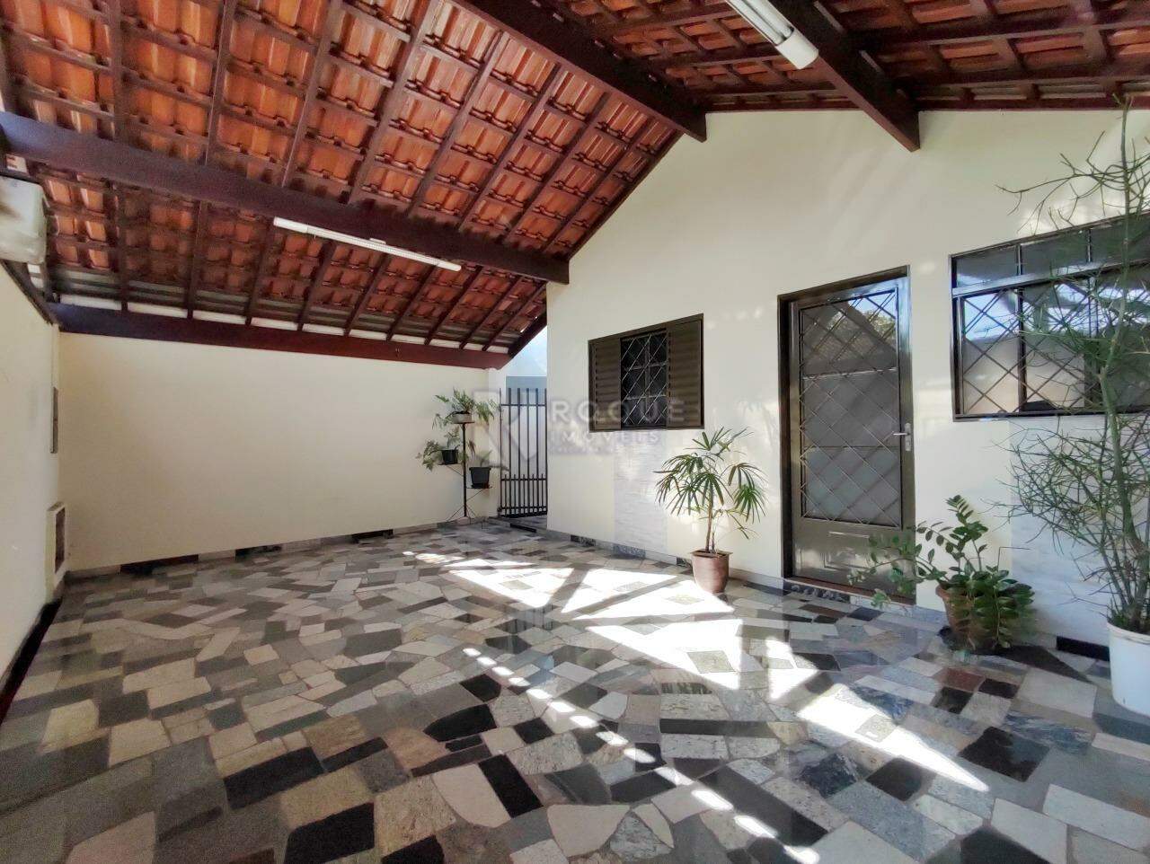 Casa Residencial à venda no bairro Jardim Residencial Graminha III: GARAGEM