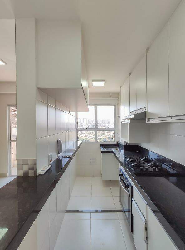 Apartamento para aluguel no bairro Boa Vista: Cozinha 