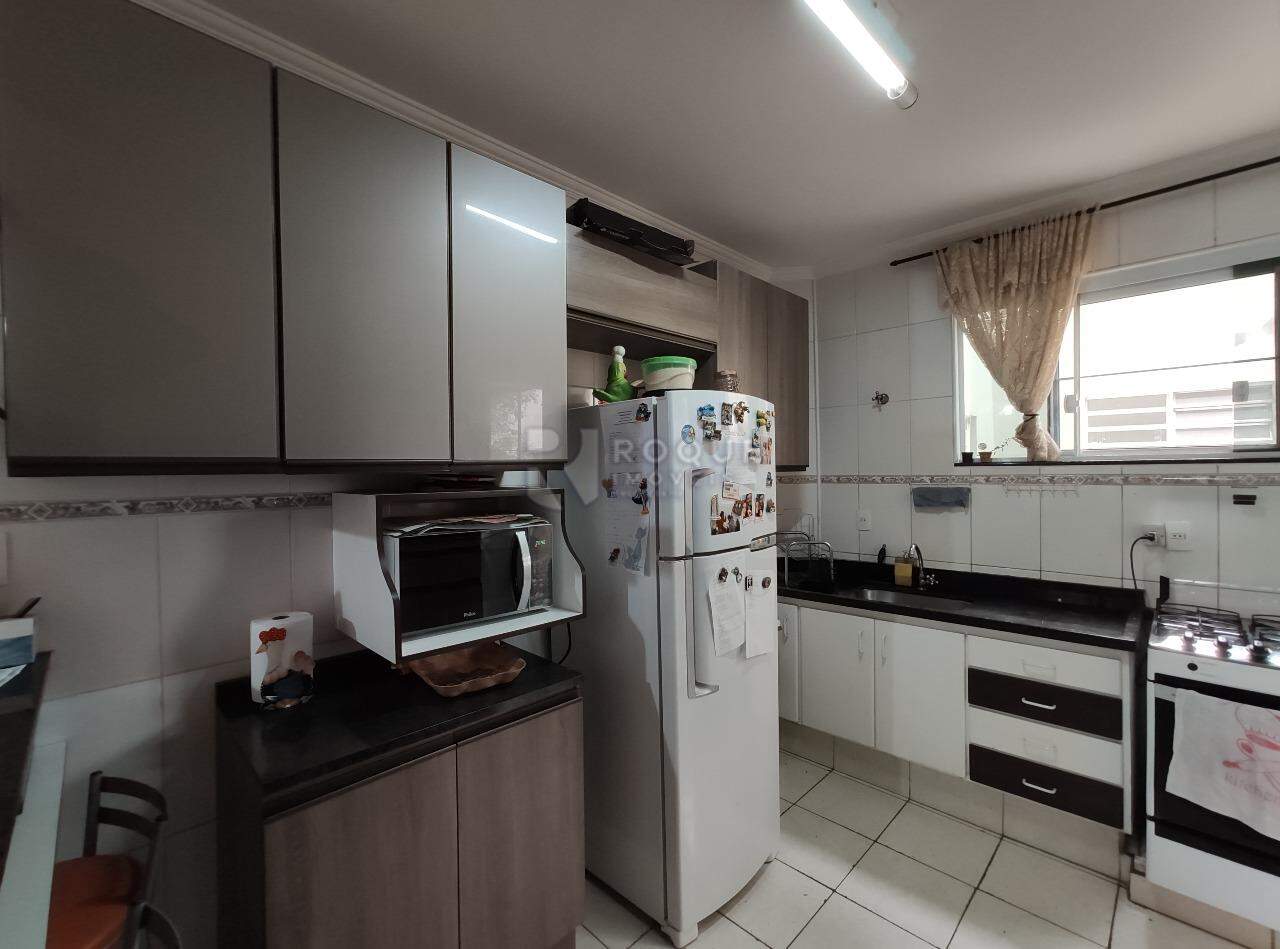 Apartamento para aluguel no bairro Cidade Jardim: Cozinha